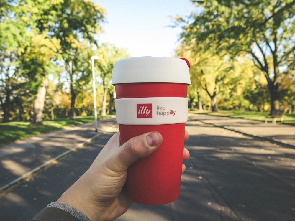 Branding videos illy coffee example